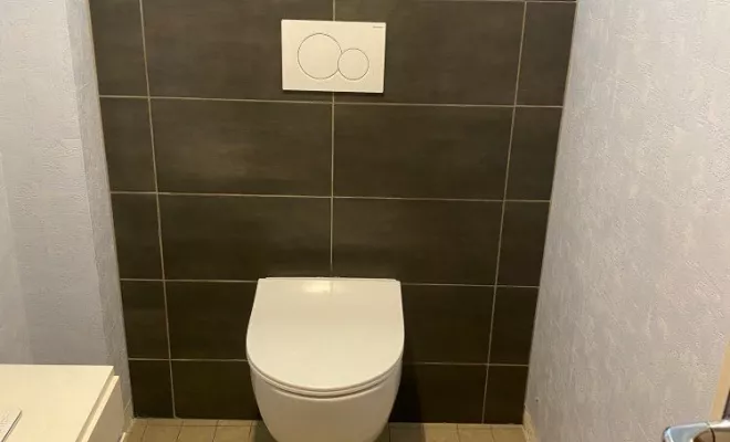 WC suspendu, Pontcharra, V2Z